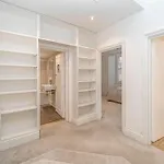 Stunning Flat With Amazing Garden
