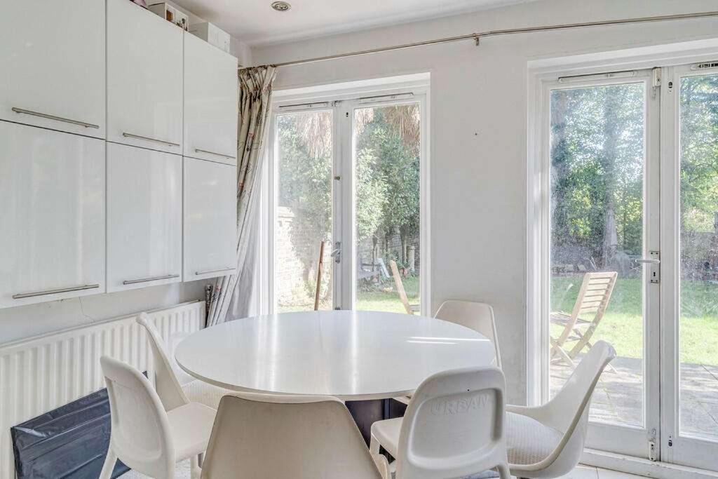 Stunning Flat With Amazing Garden Appartamento Londra