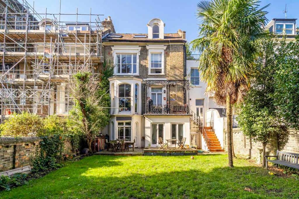 Stunning Flat With Amazing Garden Appartamento *